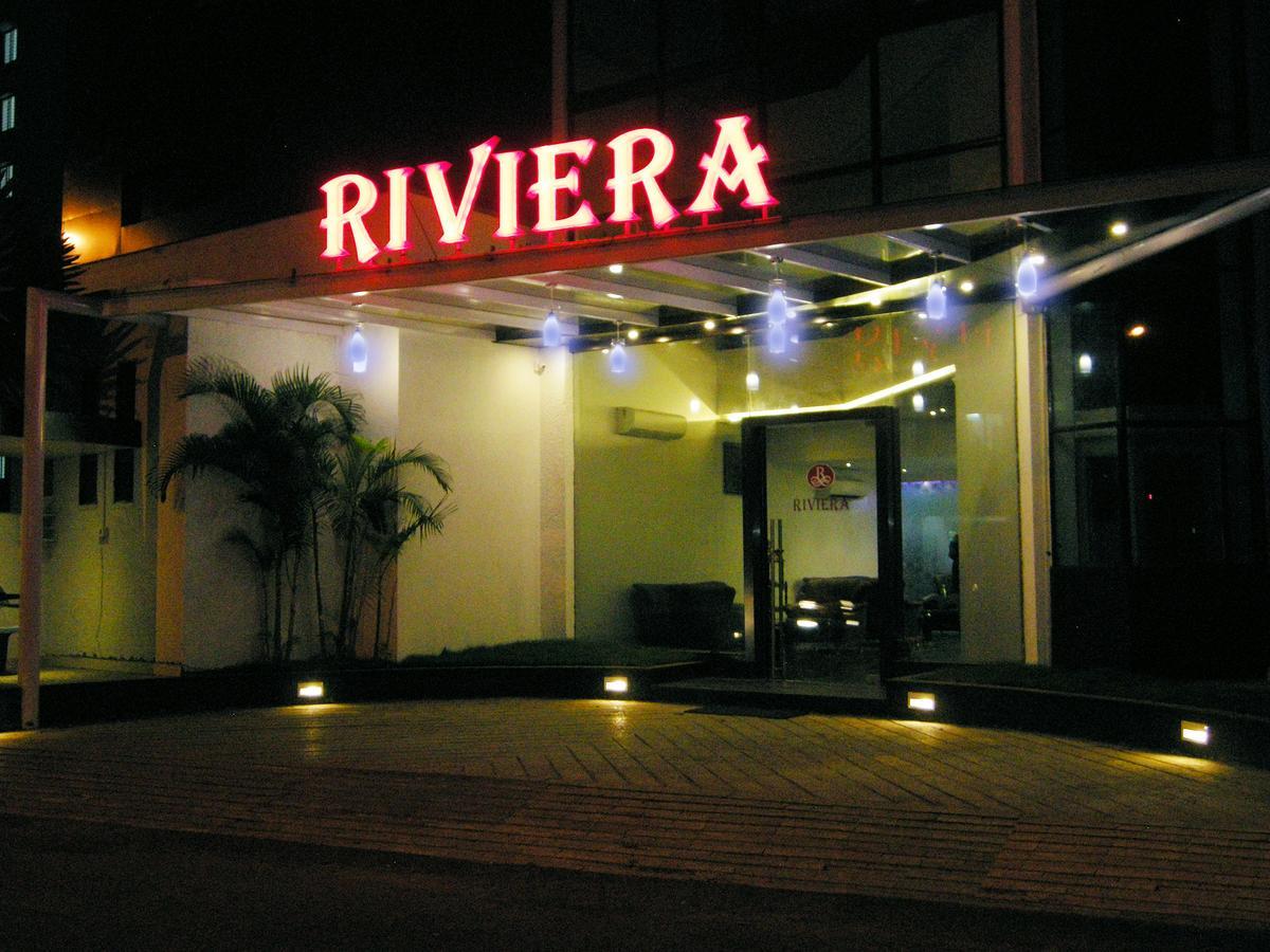 Oyo 10672 Hotel Riviera Nashik Dış mekan fotoğraf