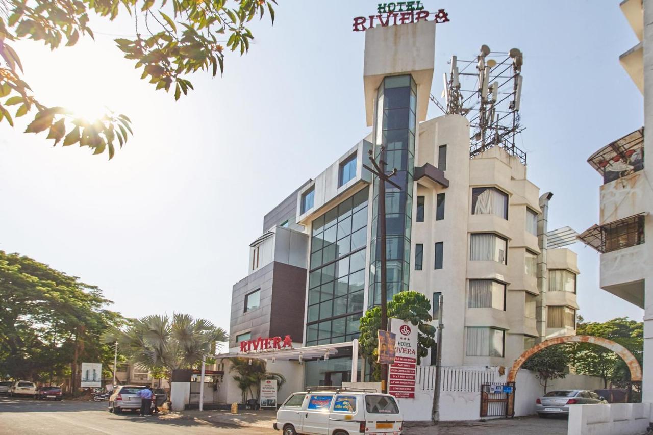 Oyo 10672 Hotel Riviera Nashik Dış mekan fotoğraf