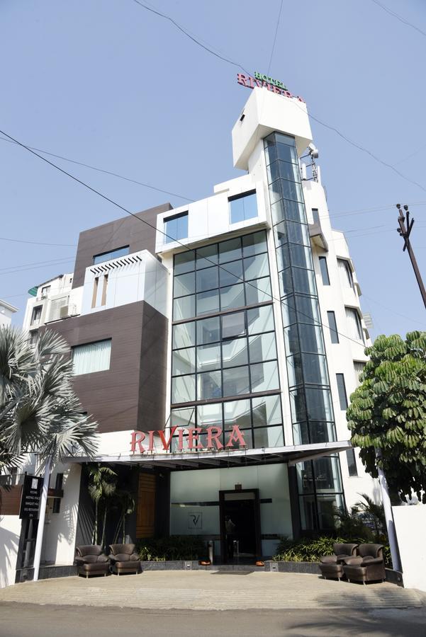 Oyo 10672 Hotel Riviera Nashik Dış mekan fotoğraf