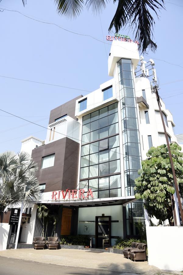 Oyo 10672 Hotel Riviera Nashik Dış mekan fotoğraf